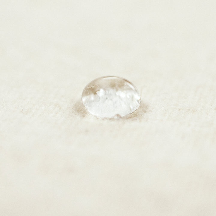 The Little Green Sheep Organic Cot Bed Mattress Protector 70x140  - Hola BB