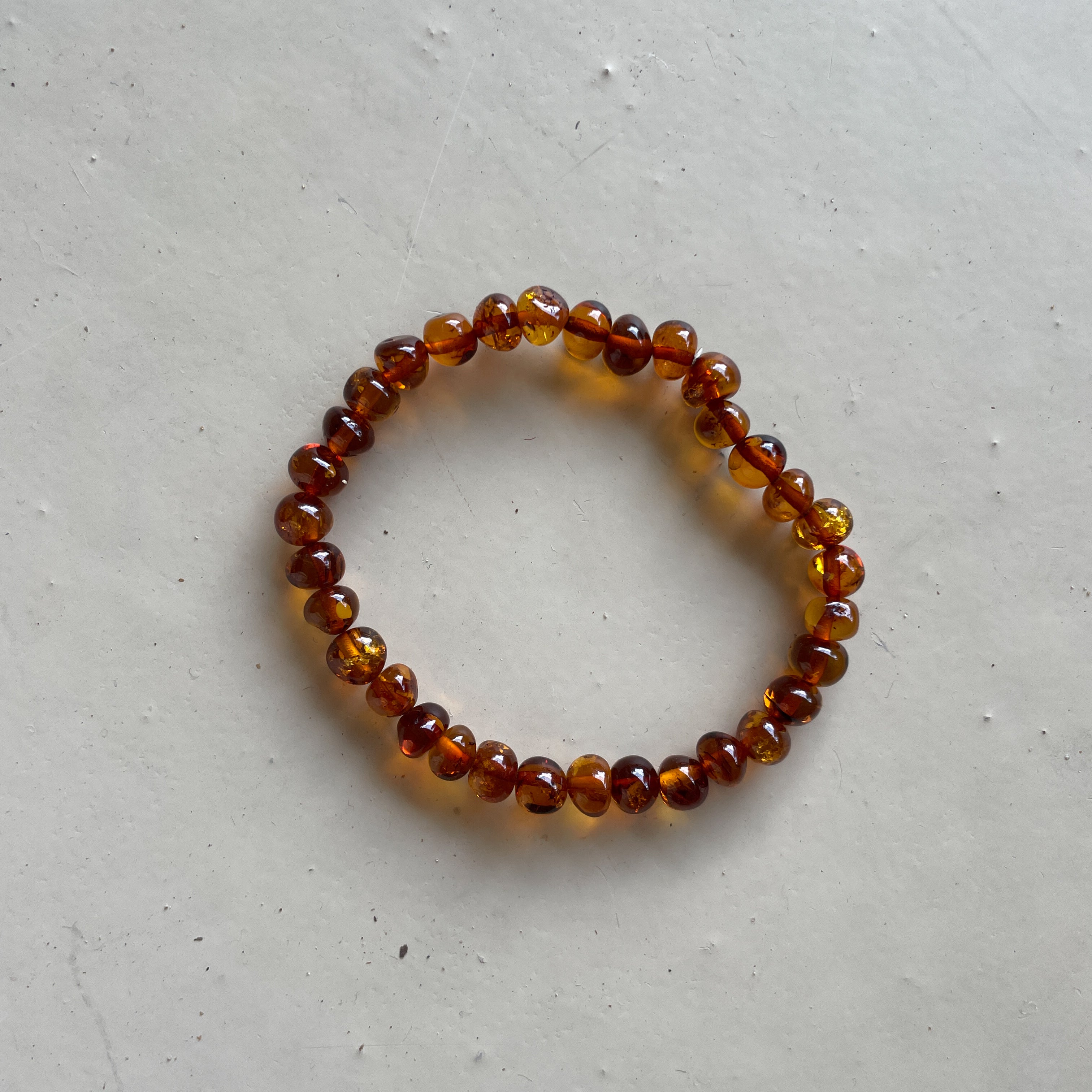 MAYLI Amber Adult Bracelet - Congac  - Hola BB