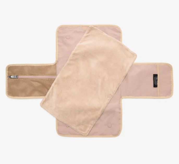 Etta Changing Clutch