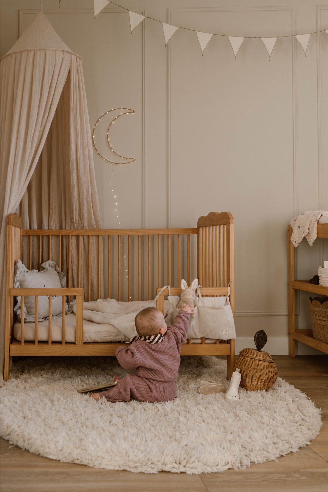 Rose Cot Day Bed Side